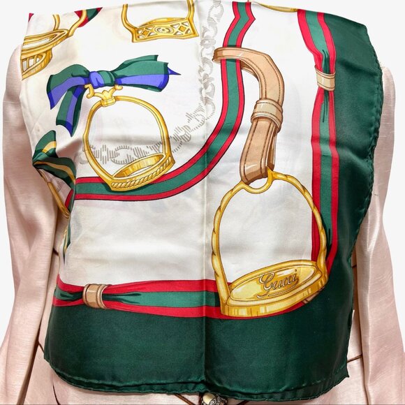 Vintage Gucci 100% Silk Satin Scarf 34" Ivery Green Red Bow Italy Made (45) - Picture 15 of 15